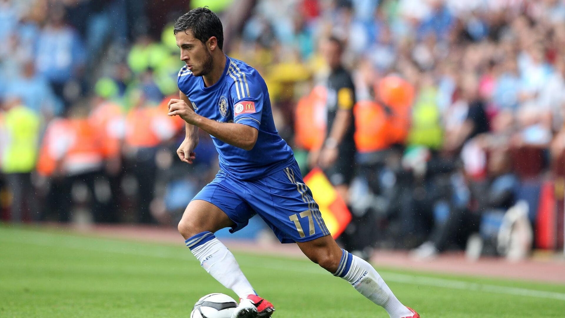 欧冠小组赛：费耶诺德主场三球大胜拉齐奥 荷兰传统劲旅重回主流视野